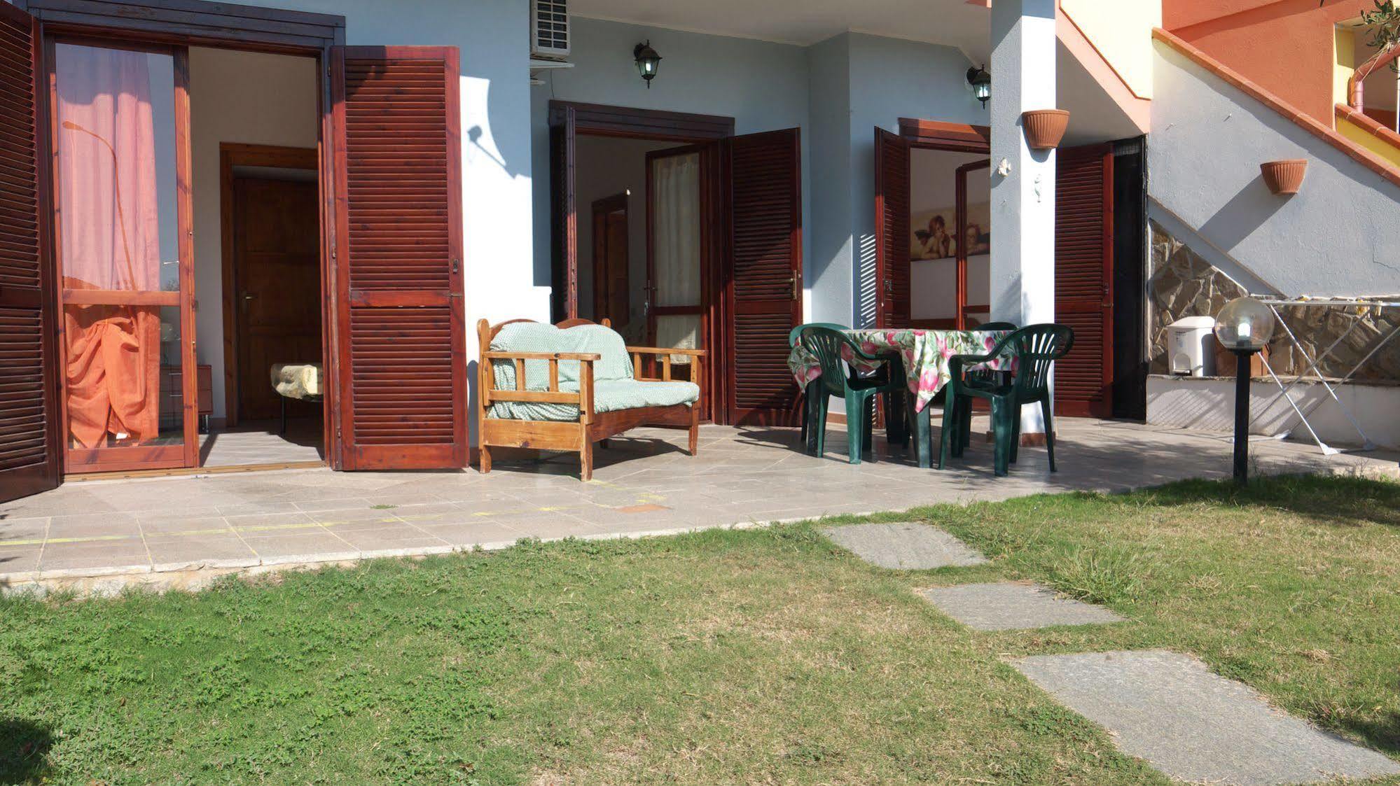 Appartamenti Simius Villasimius Bagian luar foto