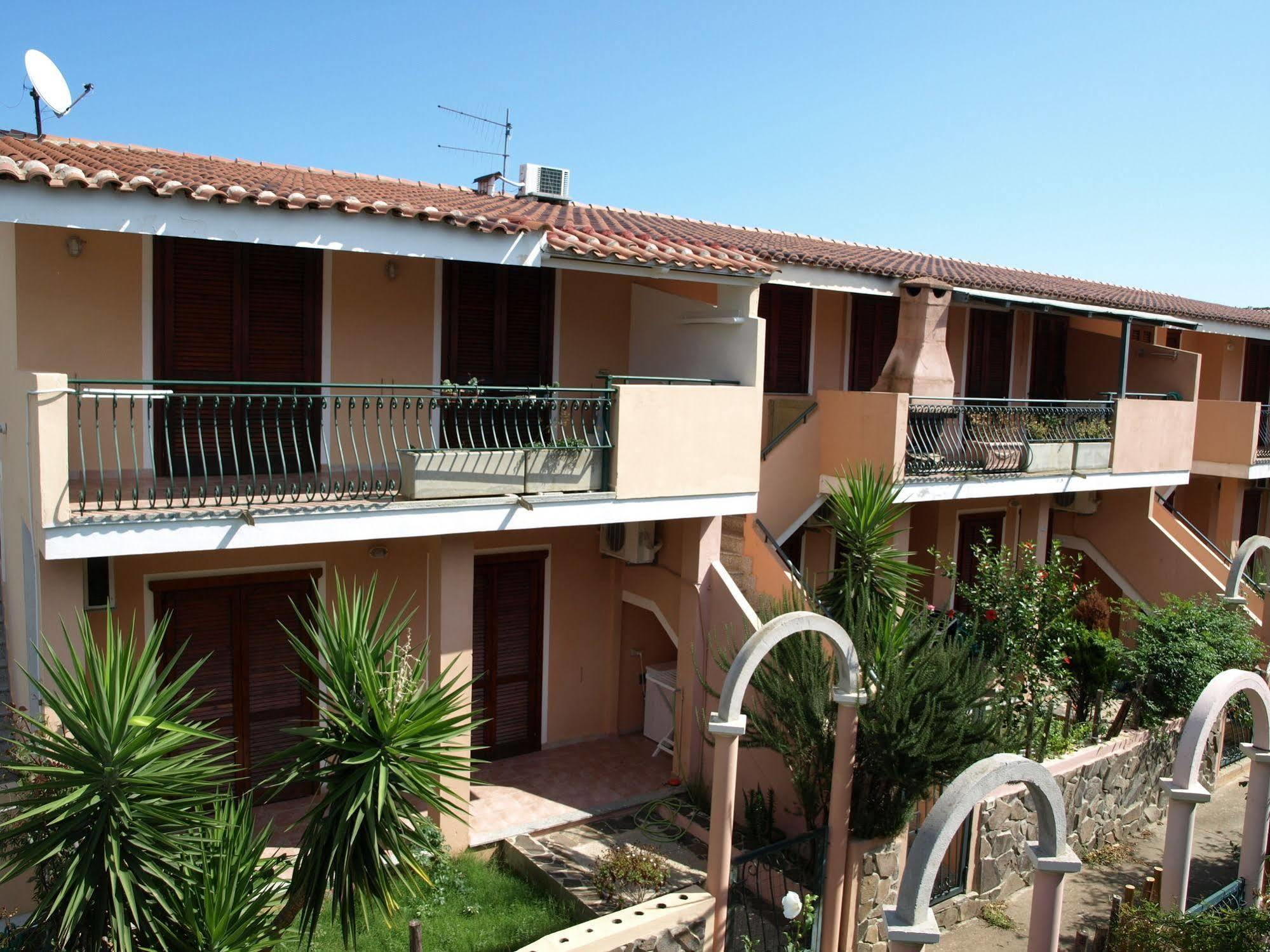 Appartamenti Simius Villasimius Bagian luar foto